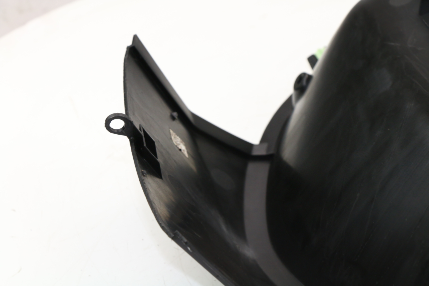 photo de FRONT UNDERTRAY PEUGEOT SATELIS COMPRESSOR K15 125 (2006 - 2009) - Component zoom