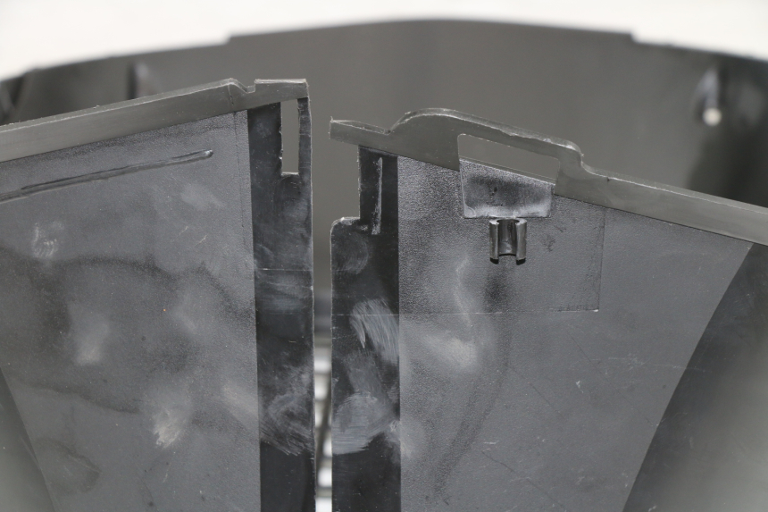 photo de FRONT UNDERTRAY PEUGEOT SATELIS COMPRESSOR K15 125 (2006 - 2009) - Additional view of the item