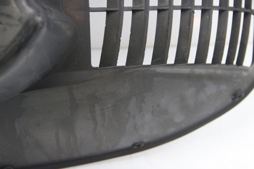 photo de FRONT WHEEL AXLE APRILIA ATLANTIC 500 (2002 - 2003) - Fixing points details