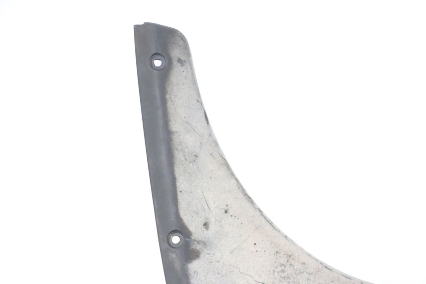 photo de FRONT WHEEL AXLE BMW C1 125 (2000 - 2003) - Surface and material condition