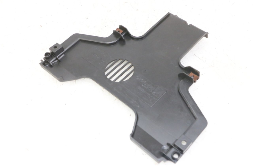 photo de FRONT UNDERTRAY PIAGGIO IE MP3 YOURBAN 300 (2011 - 2016) - Component detail