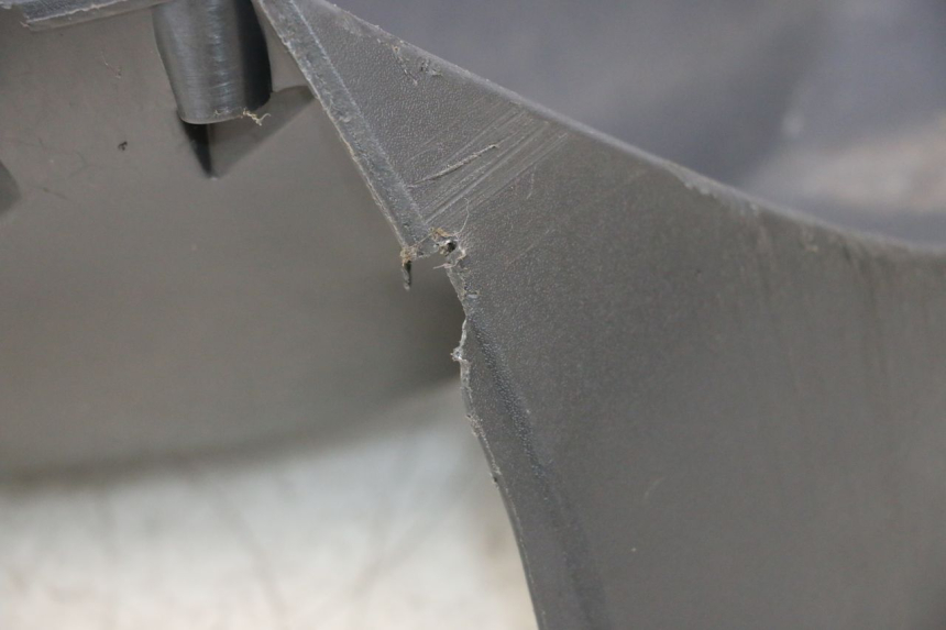 photo de FRONT WHEEL AXLE SYM JET 14 4T 50 (2018 - 2022) - Fixing points details