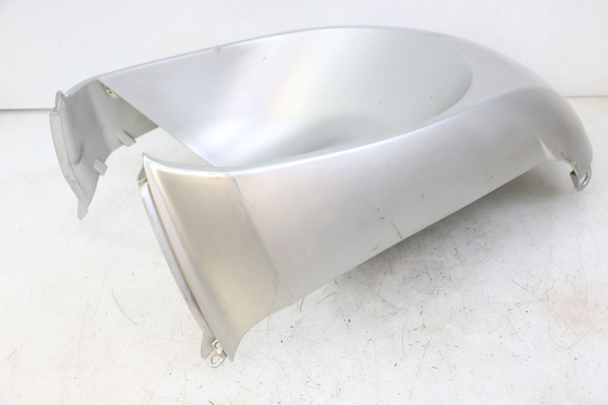 photo de FRONT WHEEL AXLE PEUGEOT KISBEE 2T 50 (2018 - 2022) - Surface and material condition