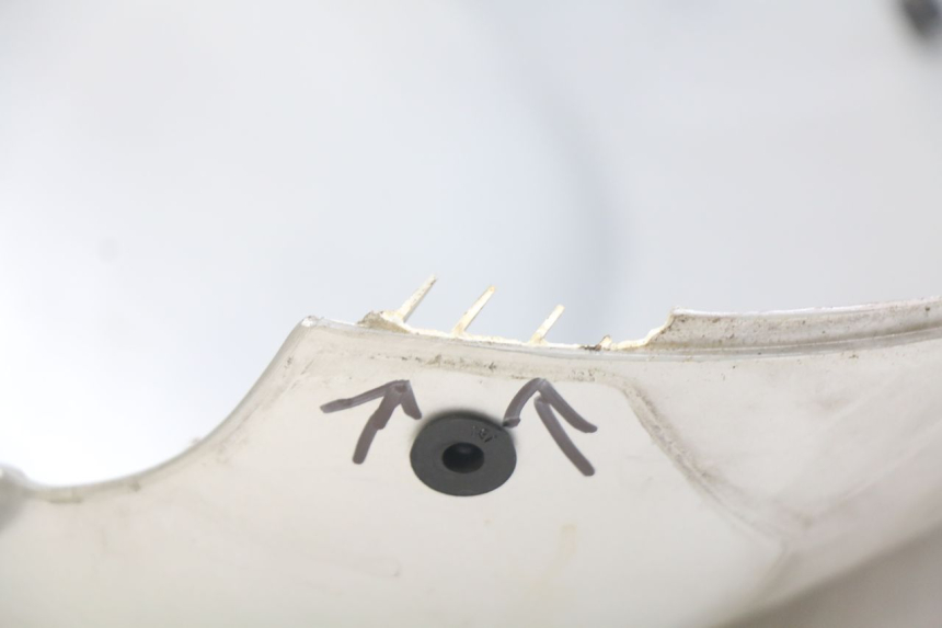 photo de FRONT WHEEL AXLE PEUGEOT KISBEE 4T 50 (2018 - 2022) - Alternative perspective