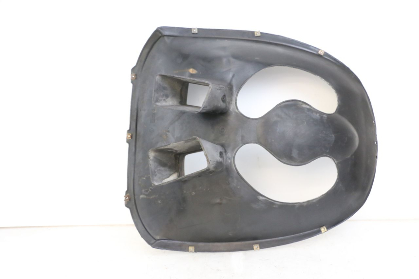 photo de FRONT UNDERTRAY RENAULT KOURANOS 125 (2001 - 2004) - Zoom on usage condition