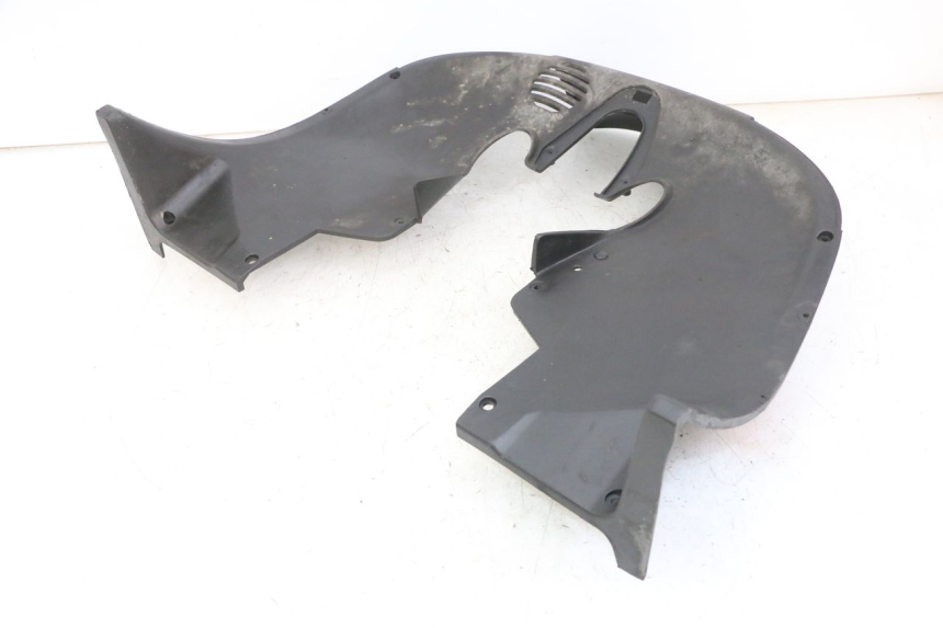 photo de FRONT UNDERTRAY PIAGGIO MP3 LT 300 (2010 - 2016) - Fixing points details