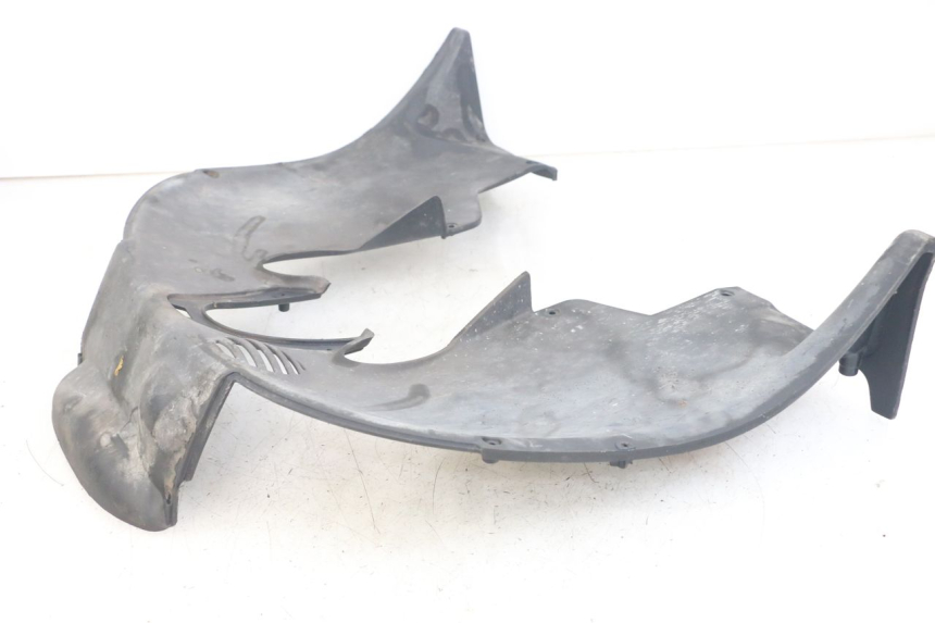 photo de FRONT UNDERTRAY PIAGGIO MP3 125 (2006 - 2014) - Technical close-up