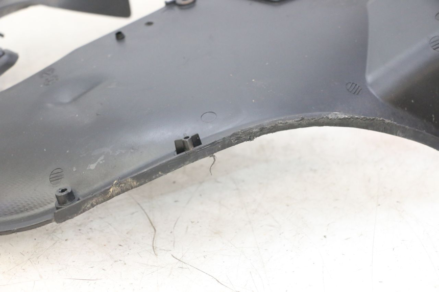 photo de FRONT WHEEL AXLE PIAGGIO MP3 500 (2011 - 2015) - Zoom on usage condition