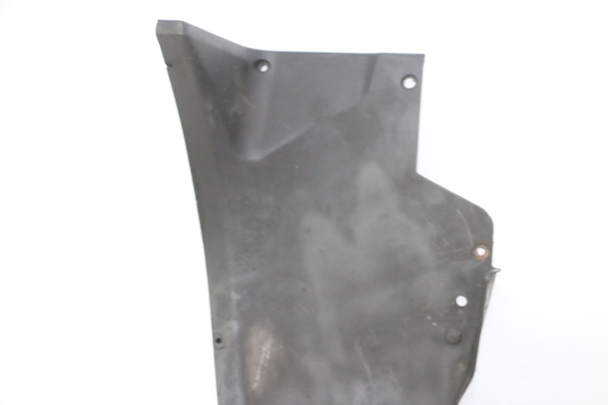 photo de FRONT UNDERTRAY PIAGGIO MP3 RL 250 (2006 - 2010) - Distinctive features