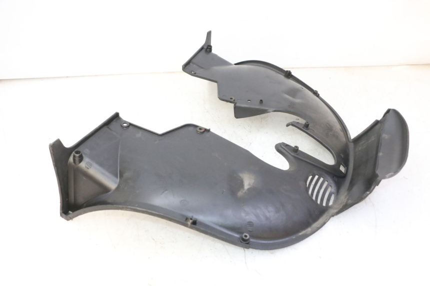 photo de FRONT UNDERTRAY PIAGGIO MP3 RL 250 (2006 - 2010) - Zoom on usage condition