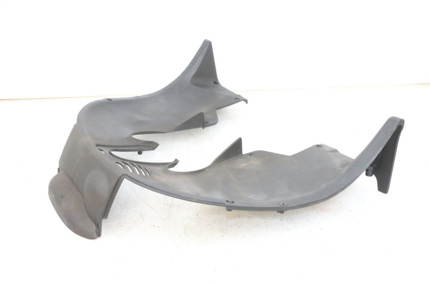 photo de FRONT UNDERTRAY PIAGGIO MP3 125 (2006 - 2014) - Fixing points details