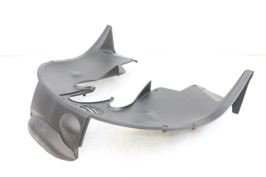 photo de FRONT UNDERTRAY PIAGGIO MP3 RL 250 (2006 - 2010) - Additional view of the item