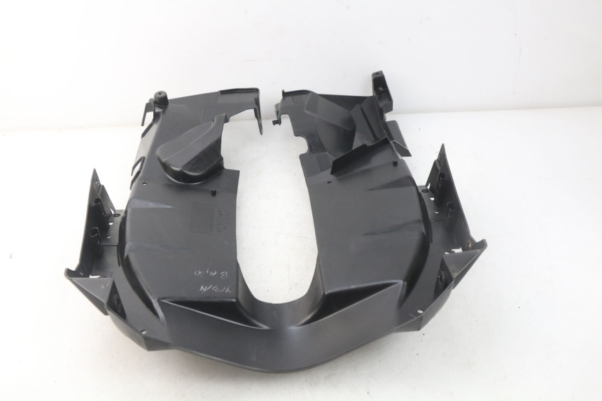 photo de FRONT UNDERTRAY MBK MW TRYPTIK 125 (2017 - 2022) - Zoom on usage condition