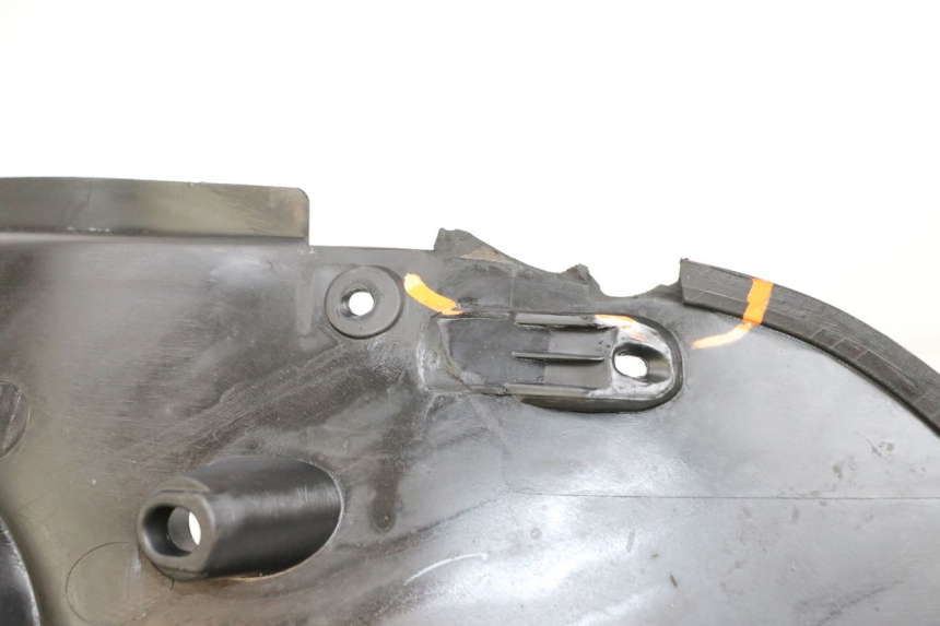 photo de FRONT WHEEL HUB PIAGGIO NEW TYPHOON 50 (2018 - 2021) - Zoom on usage condition