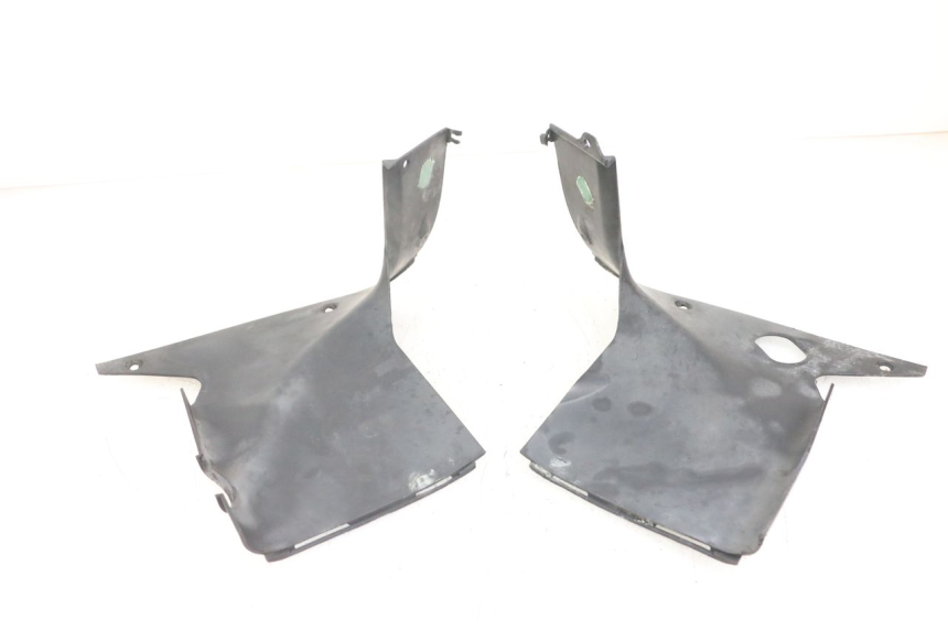 photo de FRONT WHEEL FENDER HONDA NTV DEAUVILLE 650 (1998 - 2001) - Alternative perspective