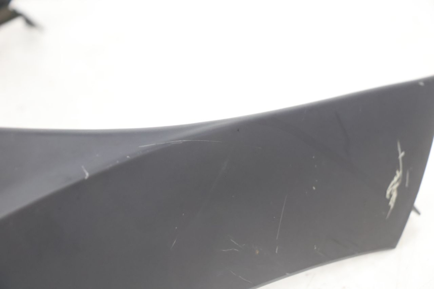 photo de FRONT UNDERTRAY LAZIO RENO 50 (2016 - 2021) - Fixing points details