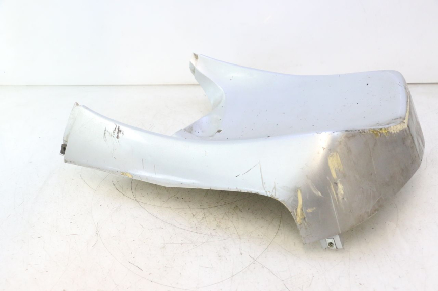 photo de FRONT UNDERTRAY HONDA SH 125 (2001 - 2003) - Technical close-up