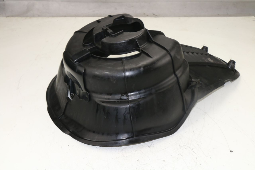 photo de FRONT UNDERTRAY MBK SKYLINER 125 (1998 - 2001) - Zoom on usage condition