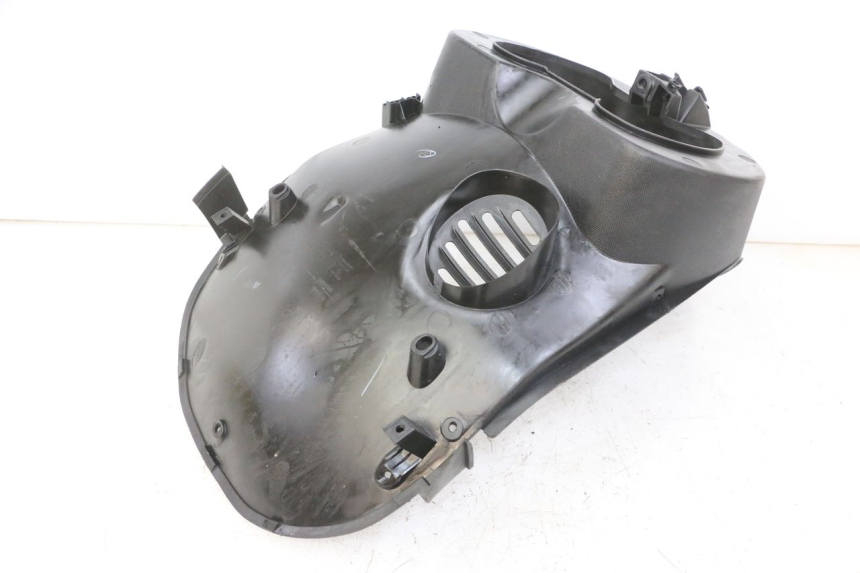 photo de FRONT UNDERTRAY APRILIA SR 2T 50 (2018 - 2022) - Zoom on usage condition