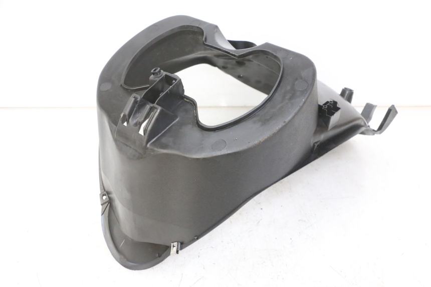 photo de FRONT UNDERTRAY APRILIA SR 2T 50 (2018 - 2022) - Technical close-up