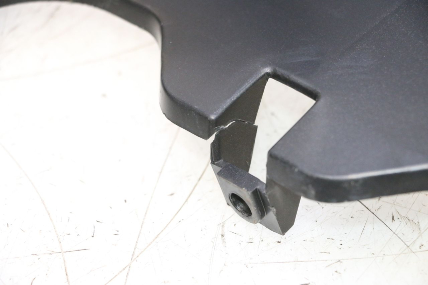 photo de FRONT UNDERTRAY APRILIA SR MOTARD 50 (2012 - 2018) - Component detail