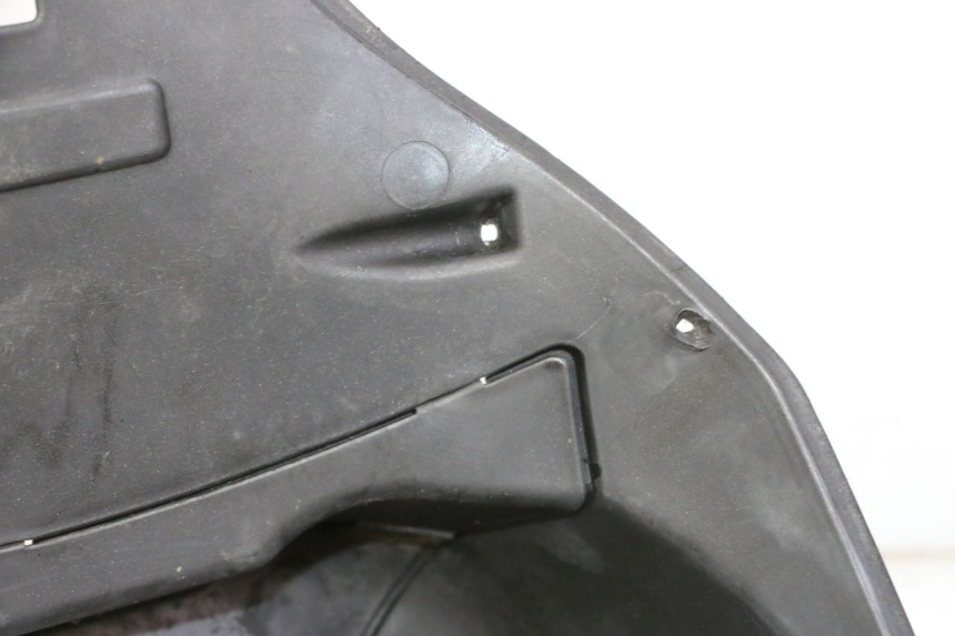 photo de FRONT UNDERTRAY APRILIA SR R 2T LC 50 (2018 - 2021) - Component detail