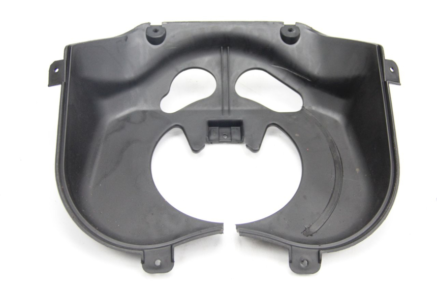 photo de FRONT UNDERTRAY PEUGEOT STREETZONE 2T 50 (2014 - 2019) - Zoom on usage condition