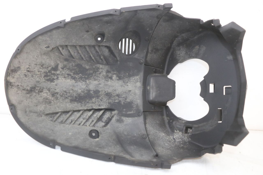 photo de FRONT UNDERTRAY KYMCO SUPER 8 4T 50 (2021 - 2024) - Surface and material condition