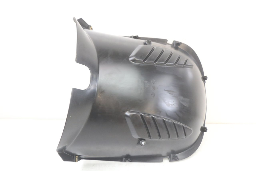 photo de FRONT UNDERTRAY KYMCO SUPER 8 125 (2008 - 2015) - Technical close-up