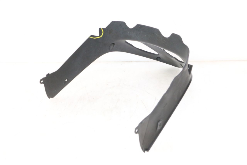 photo de FRONT UNDERTRAY HONDA VFR FI RC46 800 (1998 - 2001) - Technical close-up