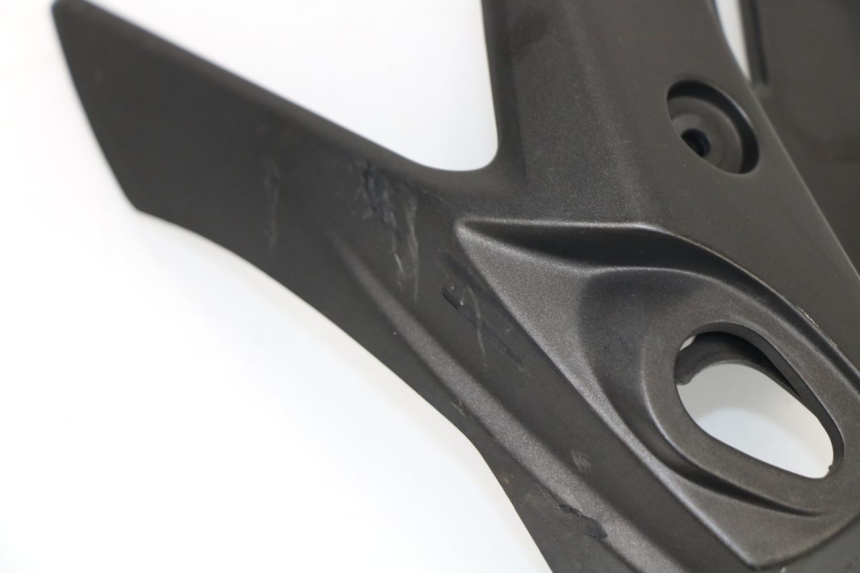 photo de HEADLIGHT BRACKET YAMAHA XJ6 ABS 600 (2008 - 2016) - Zoom on usage condition