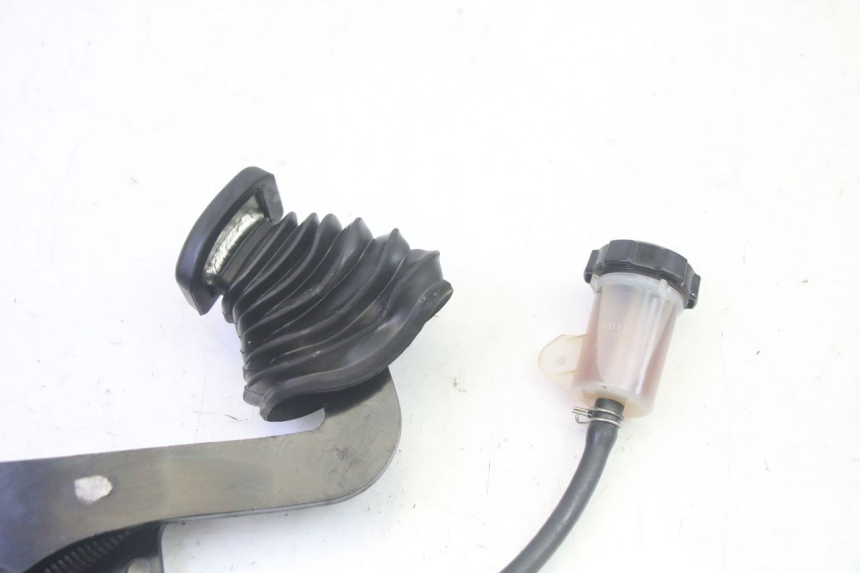 photo de BRAKE PEDAL PIAGGIO MP3 HPE 350 (2018 - 2020) - Zoom on usage condition