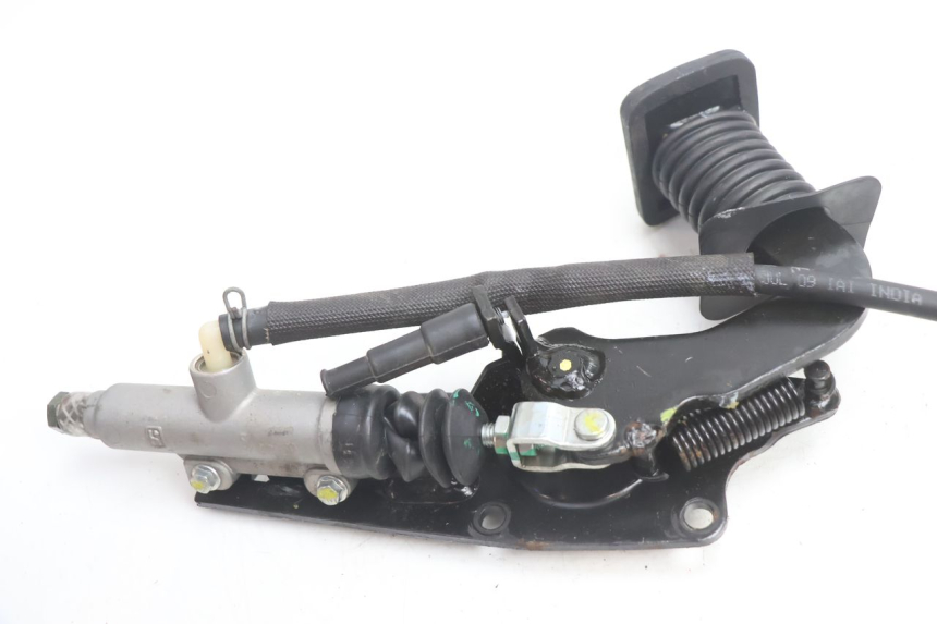 photo de BRAKE PEDAL PIAGGIO MP3 LT 400 (2007 - 2012) - Alternative perspective