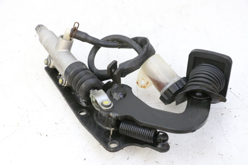 photo de BRAKE PEDAL PIAGGIO MP3 500 (2011 - 2015) - Technical close-up