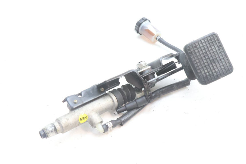 photo de BRAKE PEDAL PIAGGIO MP3 500 (2016 - 2018) - Fixing points details