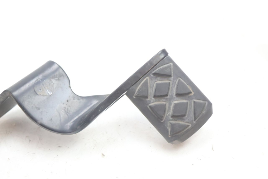 photo de BRAKE PEDAL CAN-AM SPYDER RS 1000 (2008 - 2012) - Zoom on usage condition