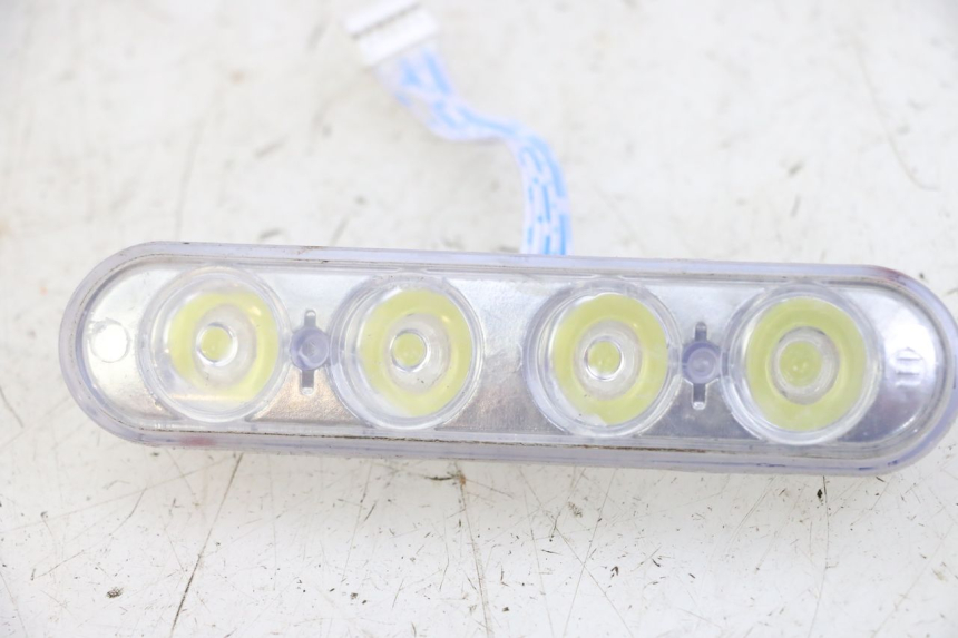 photo de FRONT HEADLIGHT URBANGLIDE 100XS 1 - Component detail