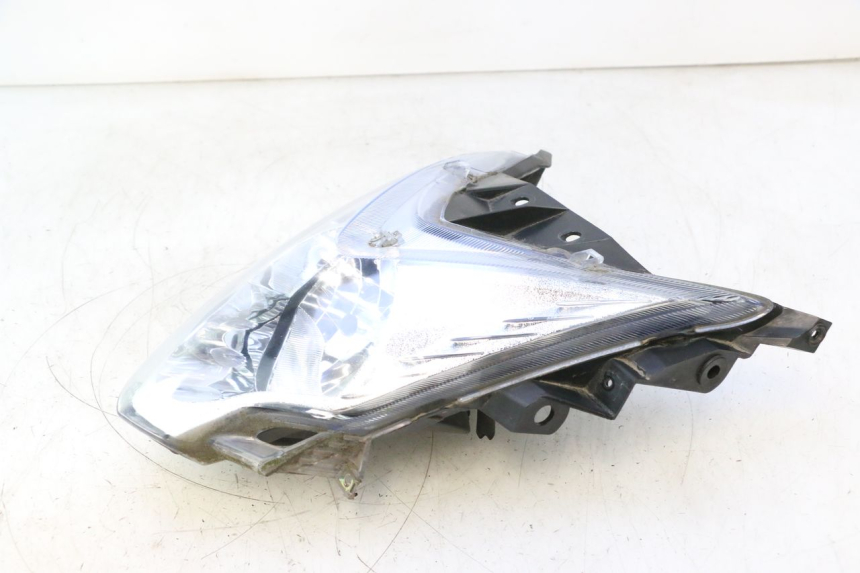 photo de HEADLIGHT KYMCO AGILITY 16+ 4T 50 (2018 - 2023) - Alternative perspective