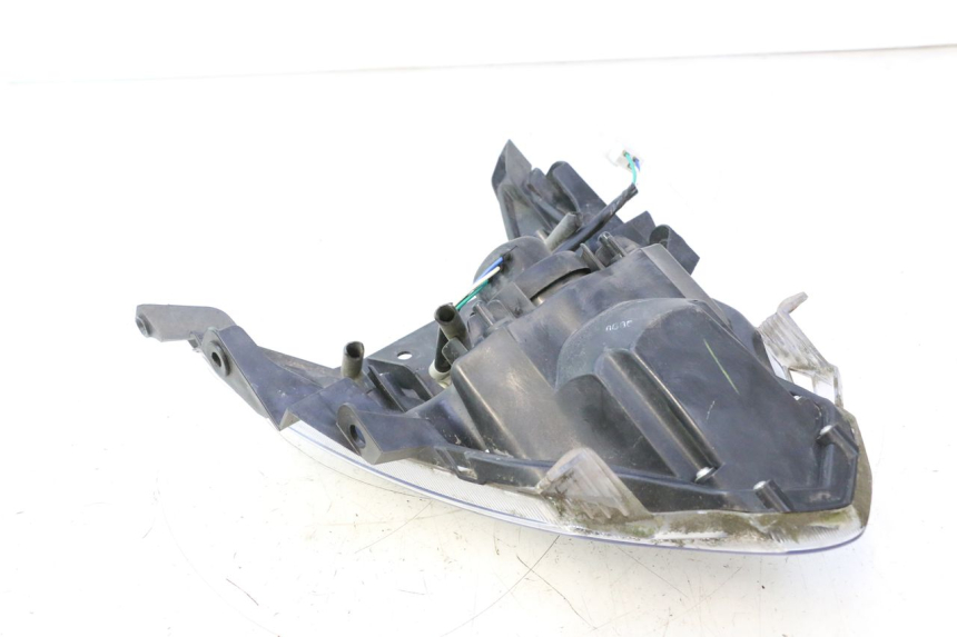 photo de HEADLIGHT KYMCO AGILITY 16+ 4T 50 (2018 - 2023) - Checked used part