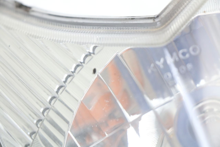 photo de HEADLIGHT KYMCO AGILITY FR 2T 50 (2012 - 2017) - Surface and material condition