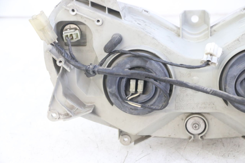 photo de FRONT HEADLIGHT SUZUKI BURGMAN 125 (2007 - 2014) - Markings and original references