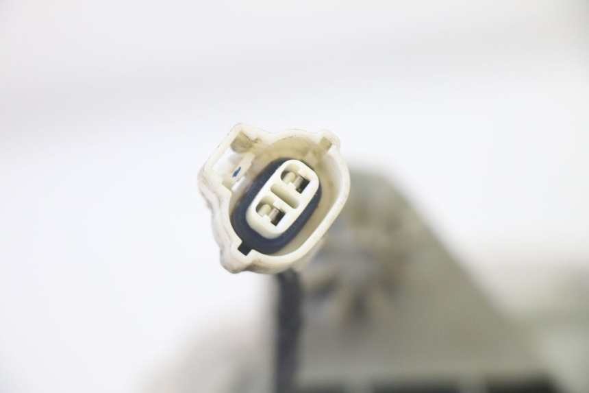 photo de FRONT HEADLIGHT SUZUKI BURGMAN 125 (2007 - 2014) - Additional view of the item