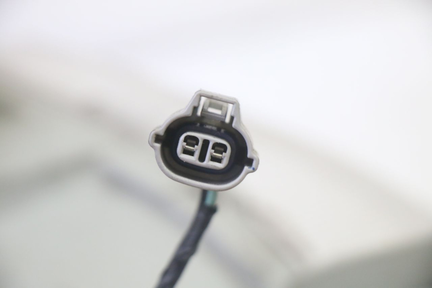 photo de FRONT HEADLIGHT SUZUKI BURGMAN 125 (2007 - 2014) - Distinctive features