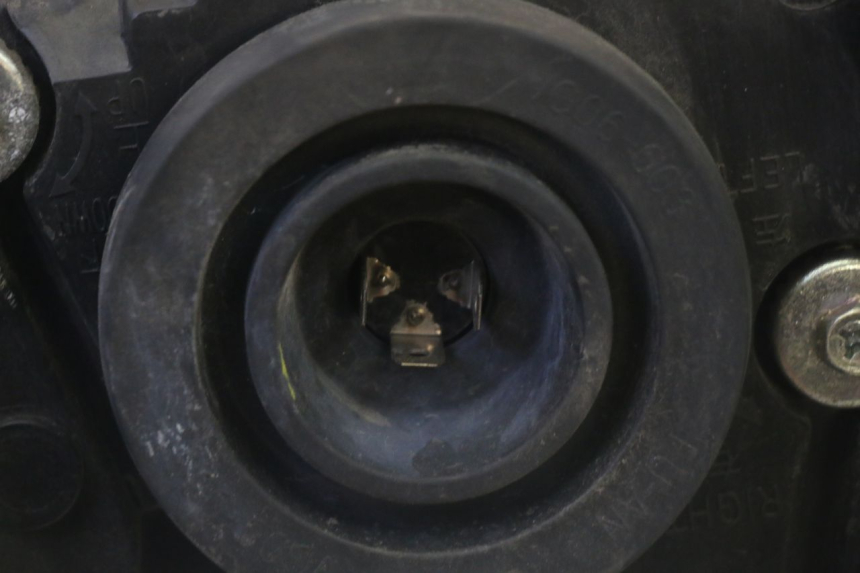 photo de HEADLIGHT YAMAHA CYGNUS X INJECTION 125 (2007 - 2013) - Component zoom