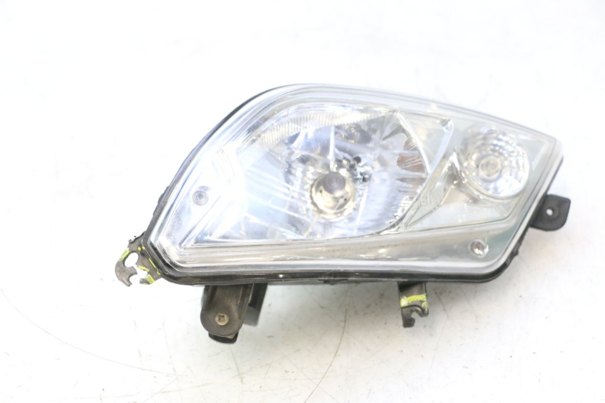 photo de RIGHT HEADLIGHT PEUGEOT CITYSTAR 2T 50 (2018 - 2021) - Component detail