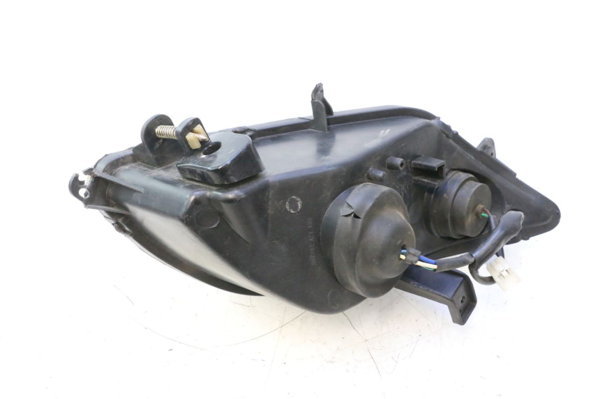 photo de RIGHT HEADLIGHT PEUGEOT CITYSTAR 2T 50 (2018 - 2021) - Detailed visual inspection