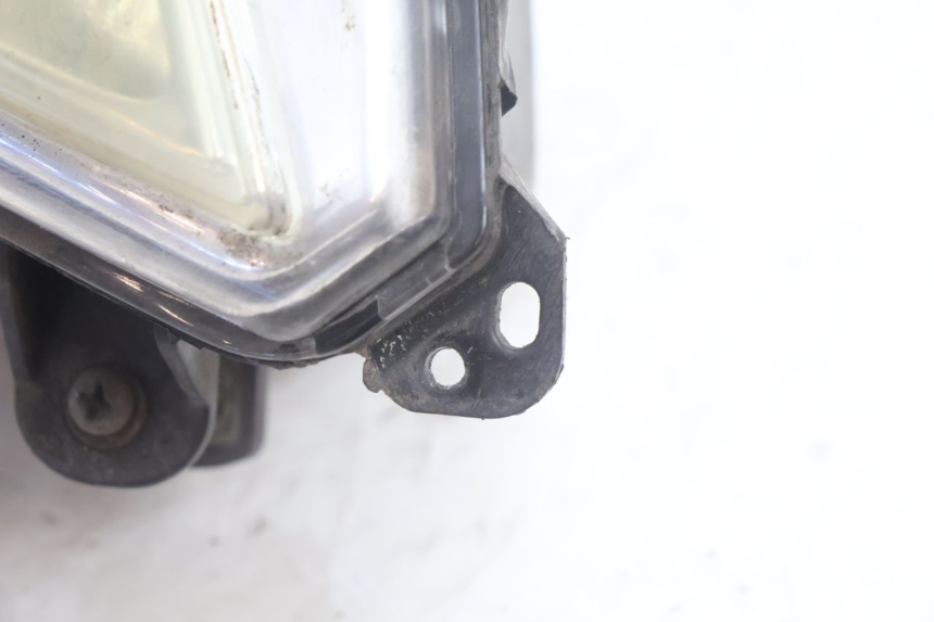 photo de RIGHT FRONT HEADLIGHT PEUGEOT CITYSTAR 125 (2011 - 2017) - Alternative perspective