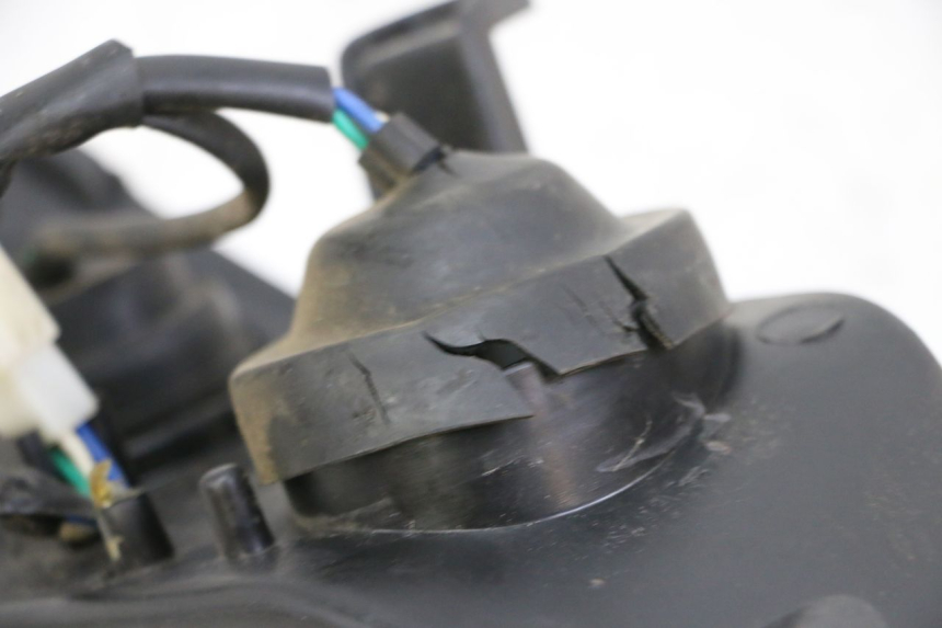 photo de RIGHT FRONT HEADLIGHT PEUGEOT CITYSTAR 50 (2013 - 2017) - Checked used part