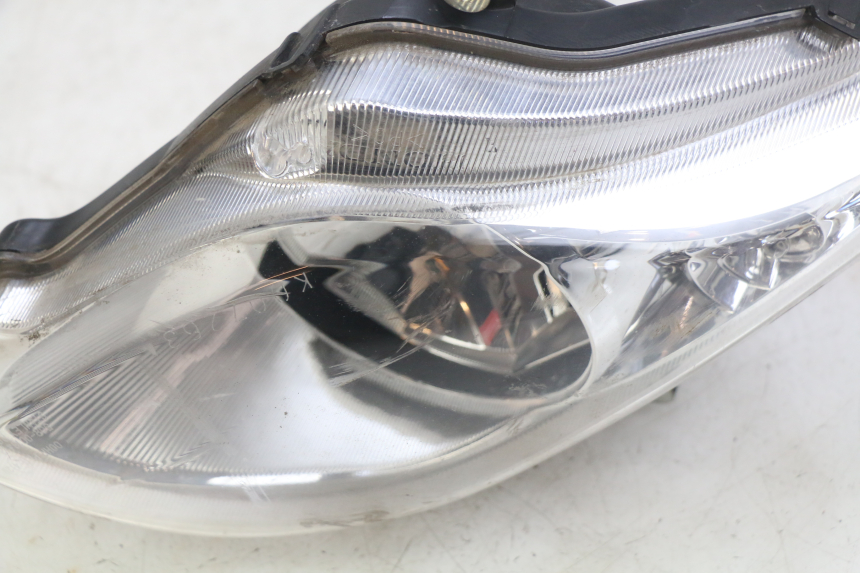 photo de RIGHT FRONT HEADLIGHT HONDA FJS SILVERWING SILVER WING 400 (2009 - 2016) - Component detail