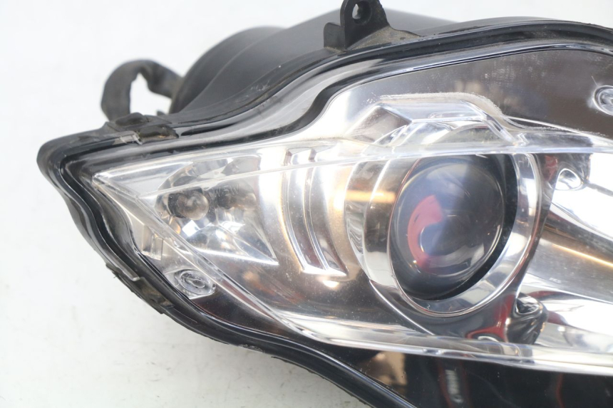 photo de RIGHT FRONT HEADLIGHT PEUGEOT GEOPOLIS 400 (2007 - 2013) - Checked used part